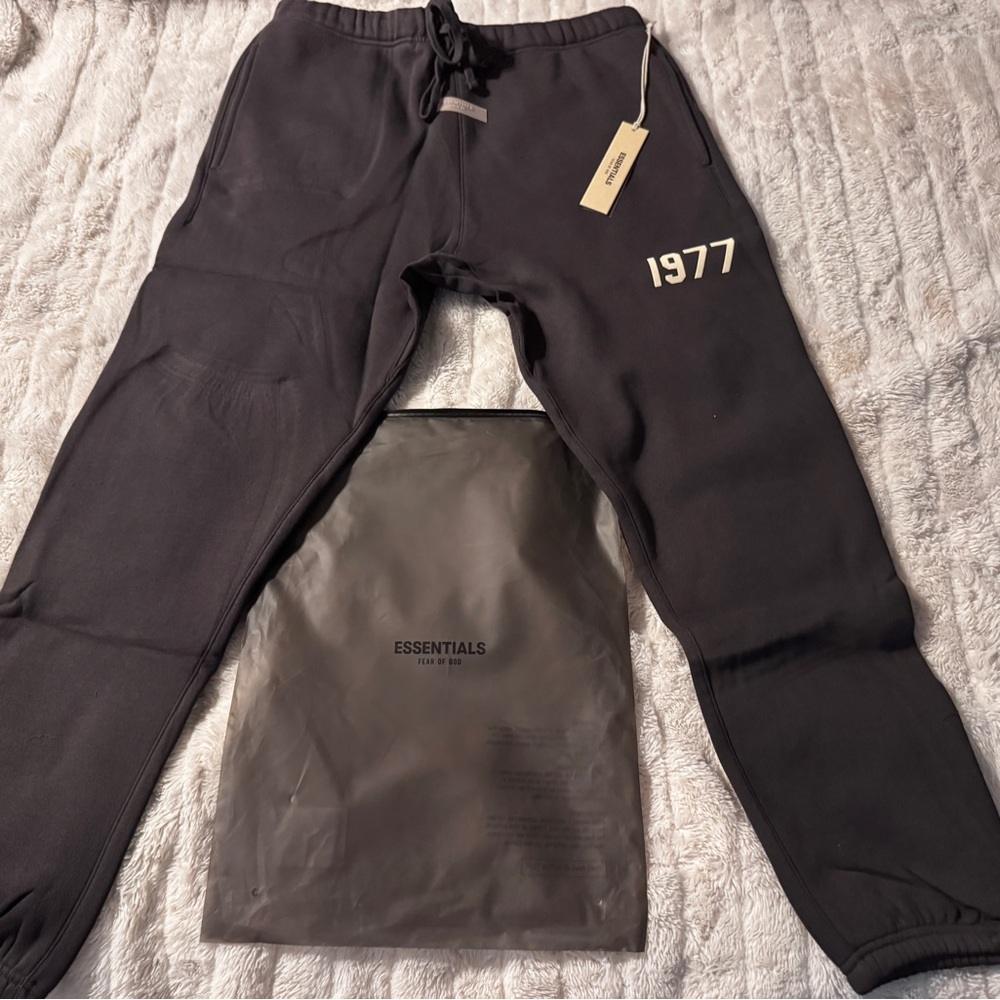Essentials Men's Black Joggers with 1977 Print